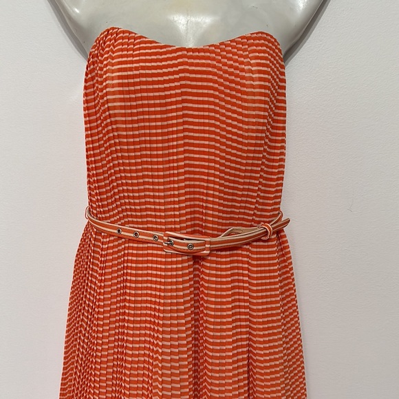 French Connection Strapless Pleated Mini Dress Size 0 - Picture 2 of 7